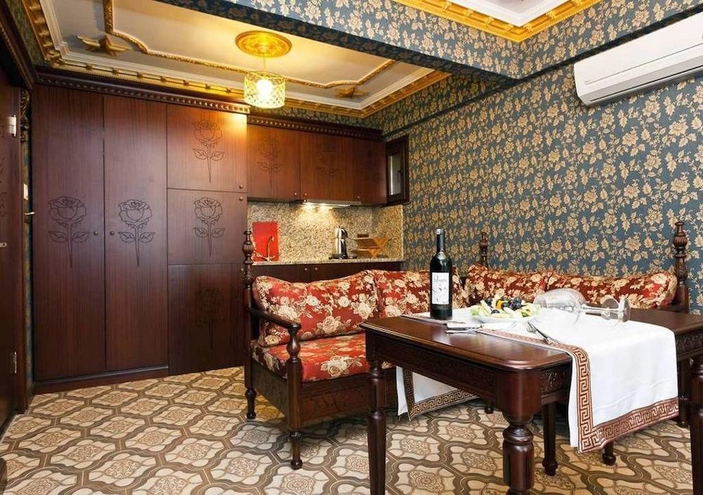 The First Ottoman Apartments Istanbul Bagian luar foto